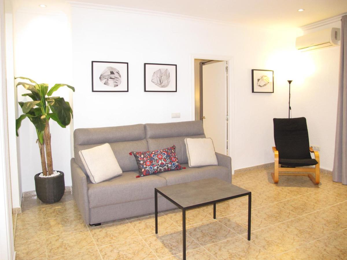 Apartamentos Romero Alicante Luaran gambar