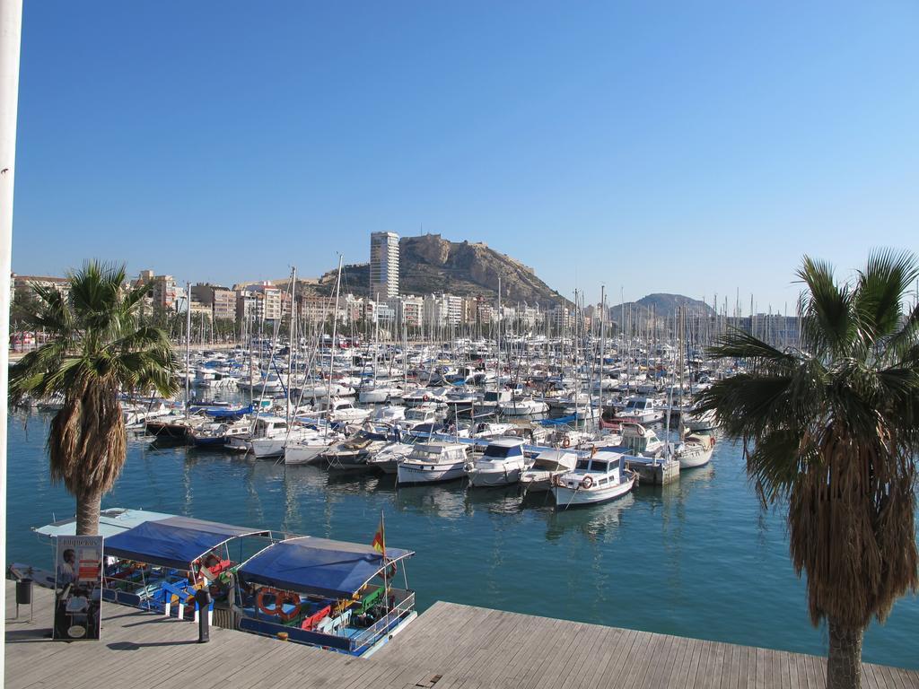 Apartamentos Romero Alicante Luaran gambar