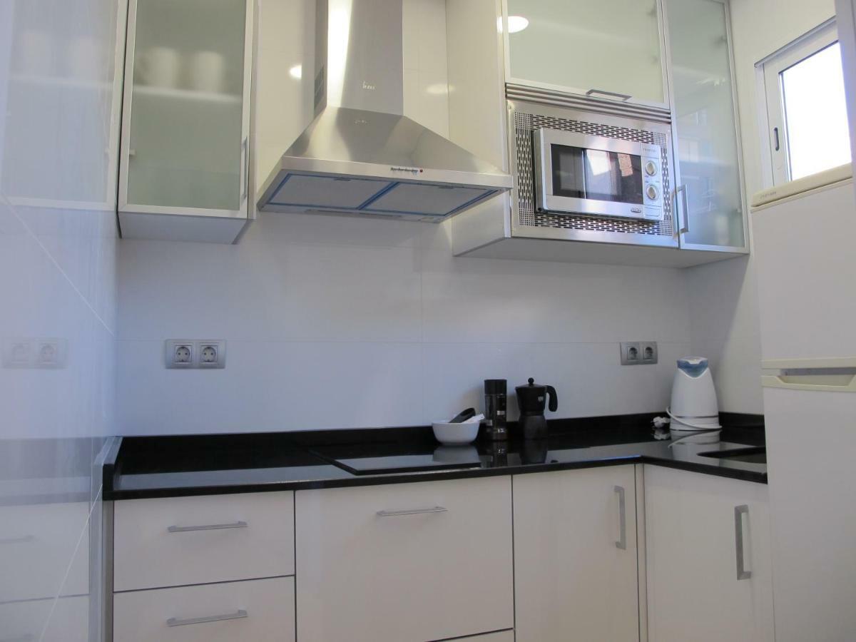 Apartamentos Romero Alicante Luaran gambar
