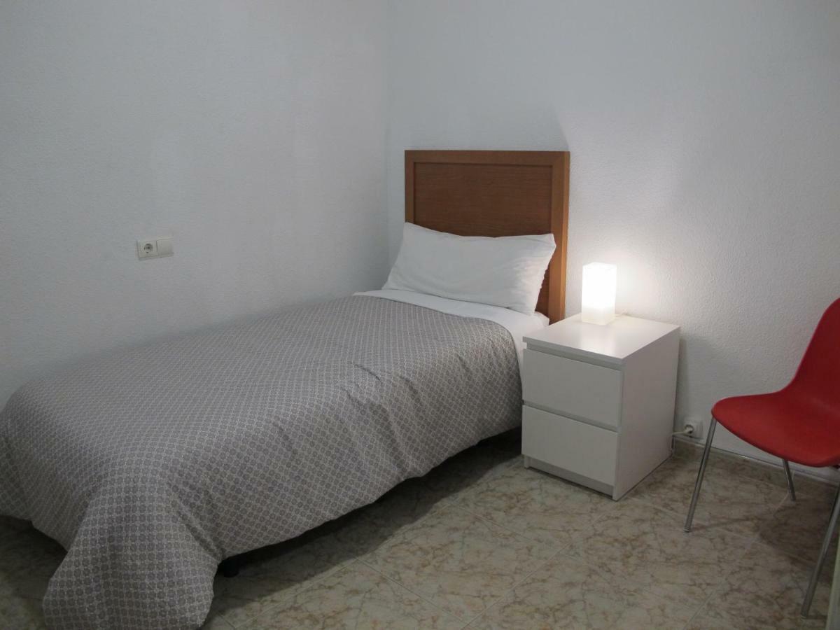 Apartamentos Romero Alicante Luaran gambar