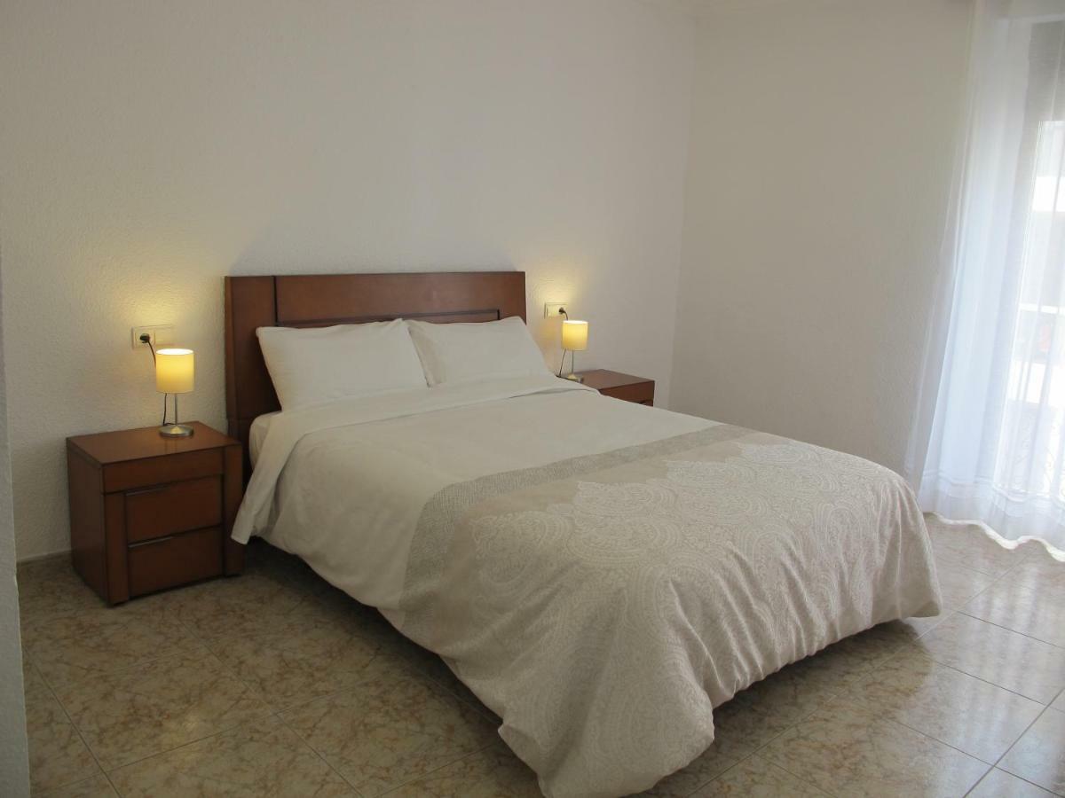 Apartamentos Romero Alicante Luaran gambar